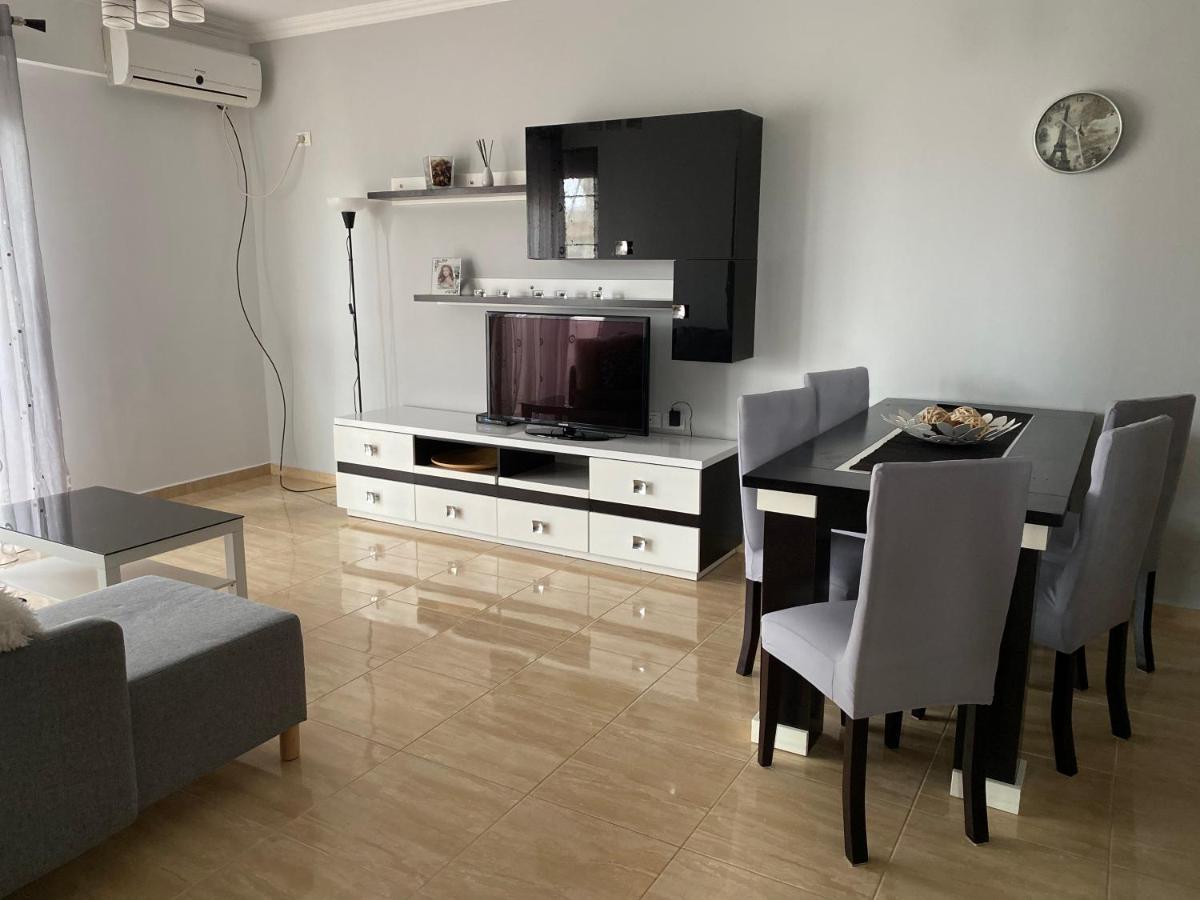 Sunny Apartament Saranda Екстериор снимка
